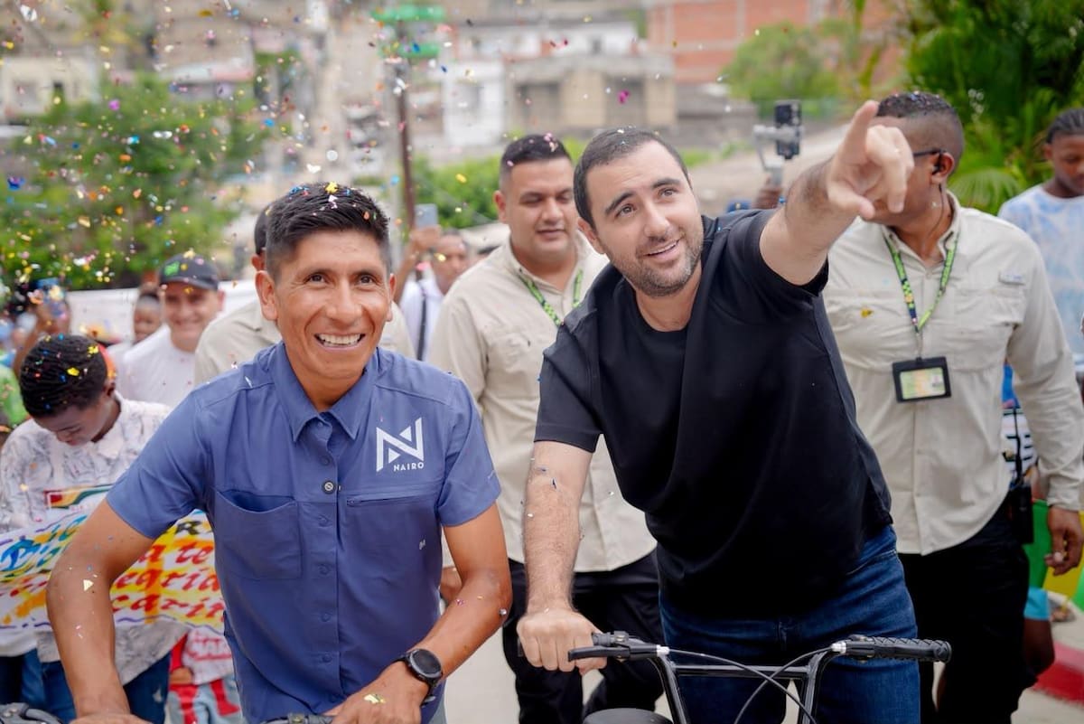 Nairo Quintana acompañó entrega de nueva vía en La María tras 40 años de espera. // cortesía: Gobernación de Bolívar