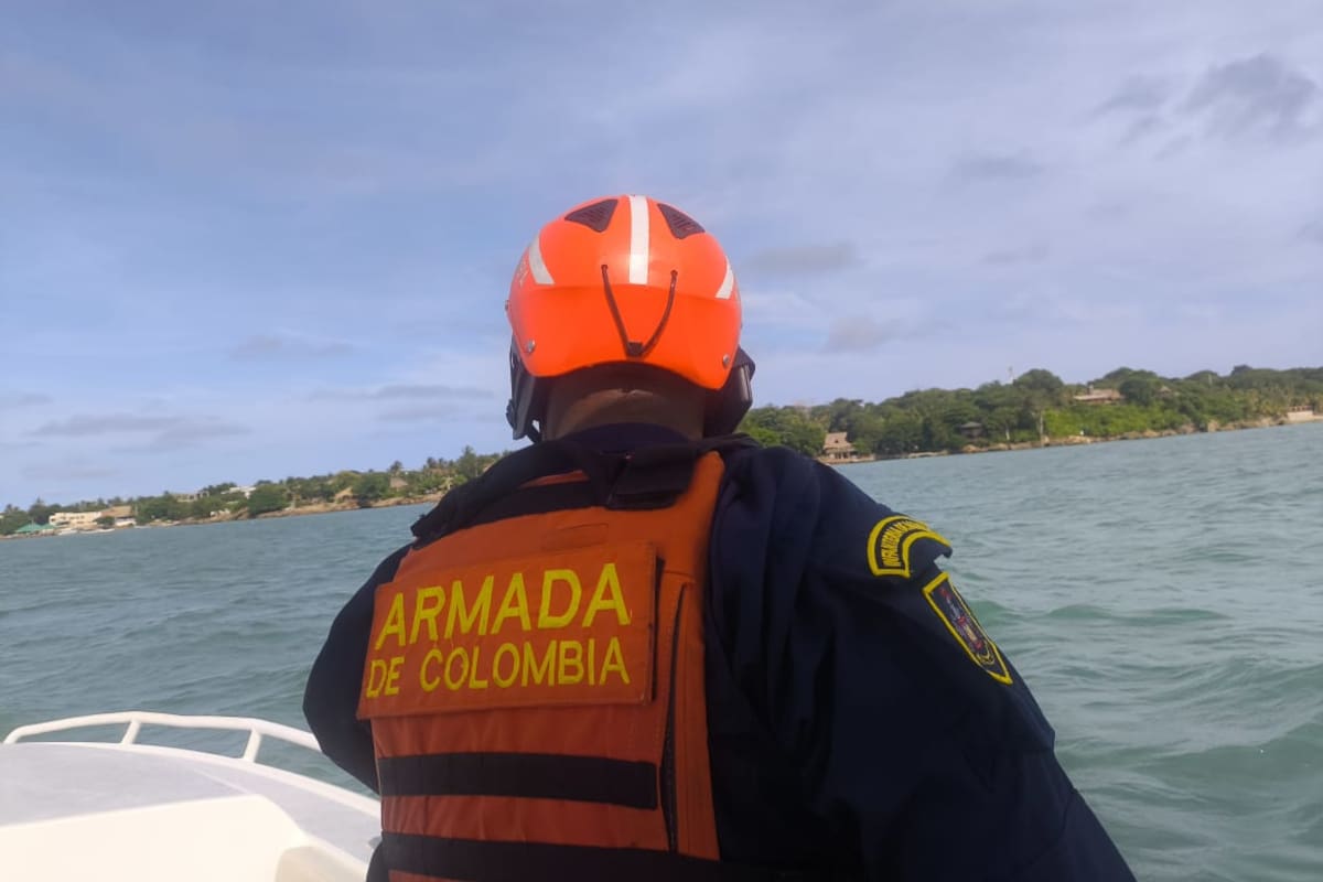 Barco que venía a Cartagena naufragó cerca de Isla Fuerte: 4 rescatados y un desaparecido