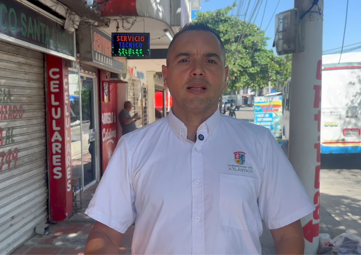Nayib Férez, médico y profesional de apoyo de la Gobernación del Atlántico.//Cortesía Gobernación del Atlántico.