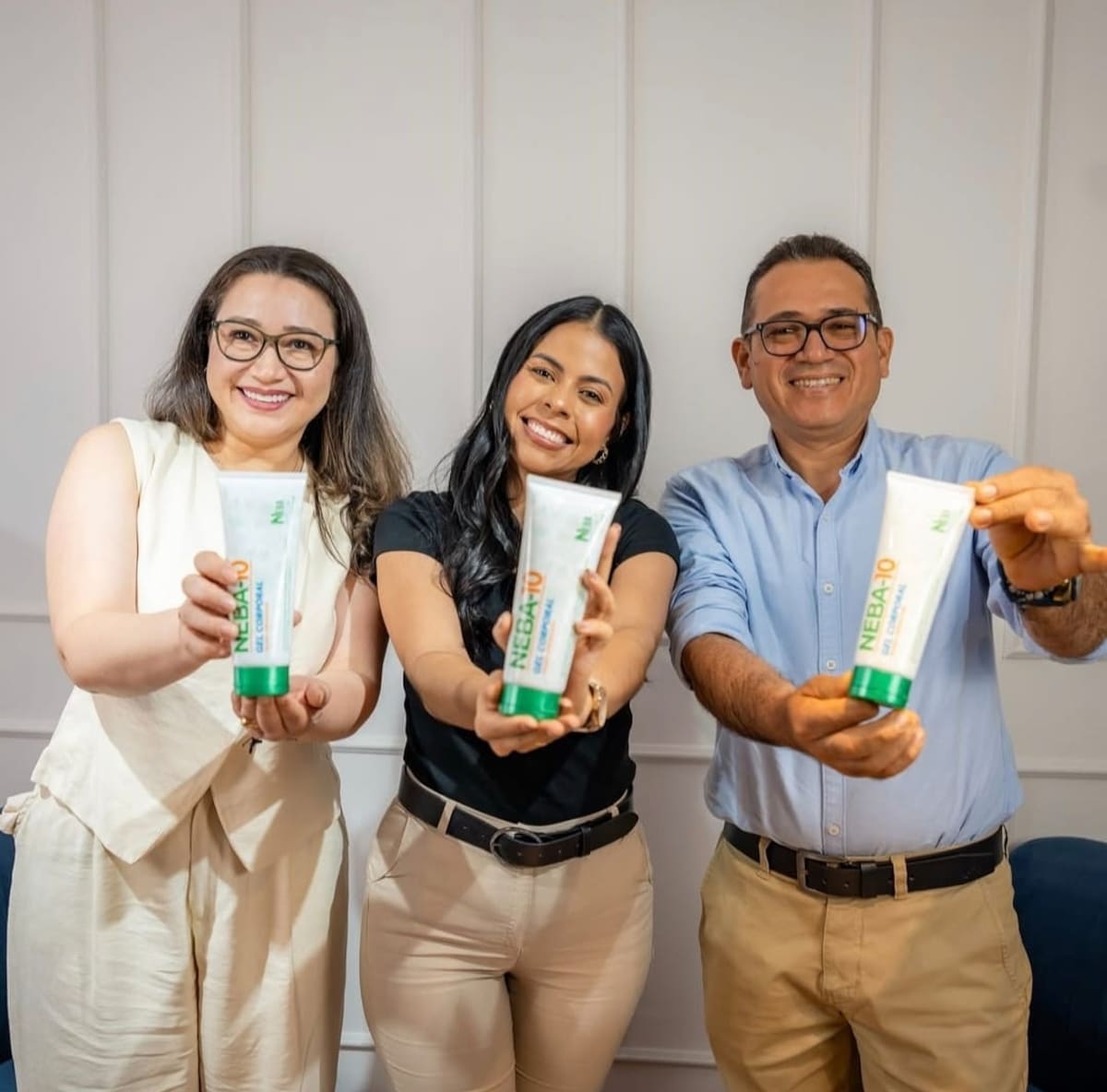 NEBA-10 alivia golpes, tensión muscular y piernas cansadas.