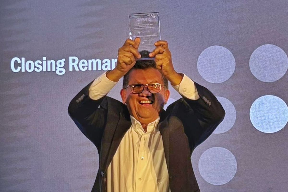 Médico bolivarense gana premio mundial en Economía de la Salud