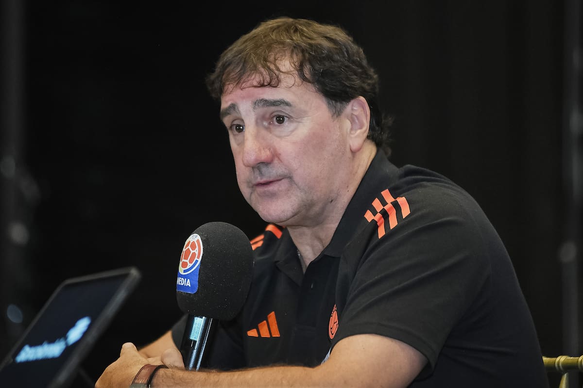 Néstor Lorenzo advirtió sobre un espía en los entrenamientos de Colombia