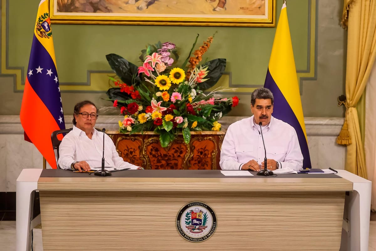 El presidente Gustavo Petro junto a su homólogo venezolano Nicolás Maduro. // Archivo - Cortesía.