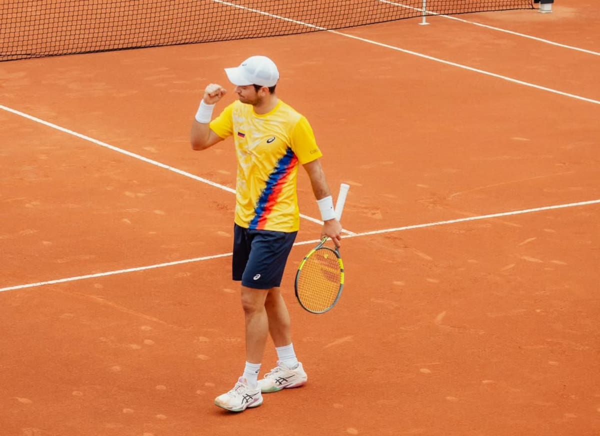 Nicolás Mejía tuvo un tenso momento con la hinchada de Marruecos en la Copa Davis. //Foto tomada de redes sociales: @fedecoltenis_