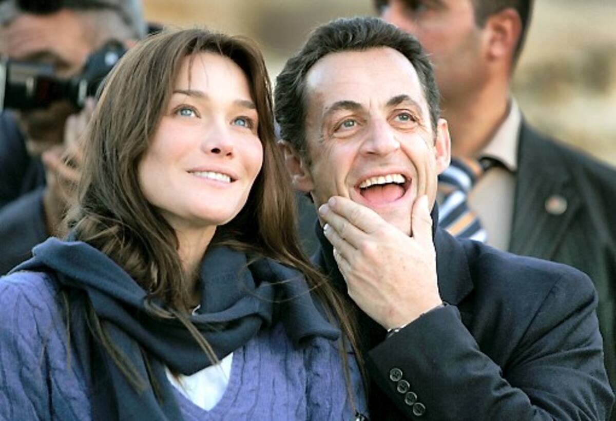 Carla Bruni-Sarkozy y Nicolas Sarkozy. AP Ben Curtis