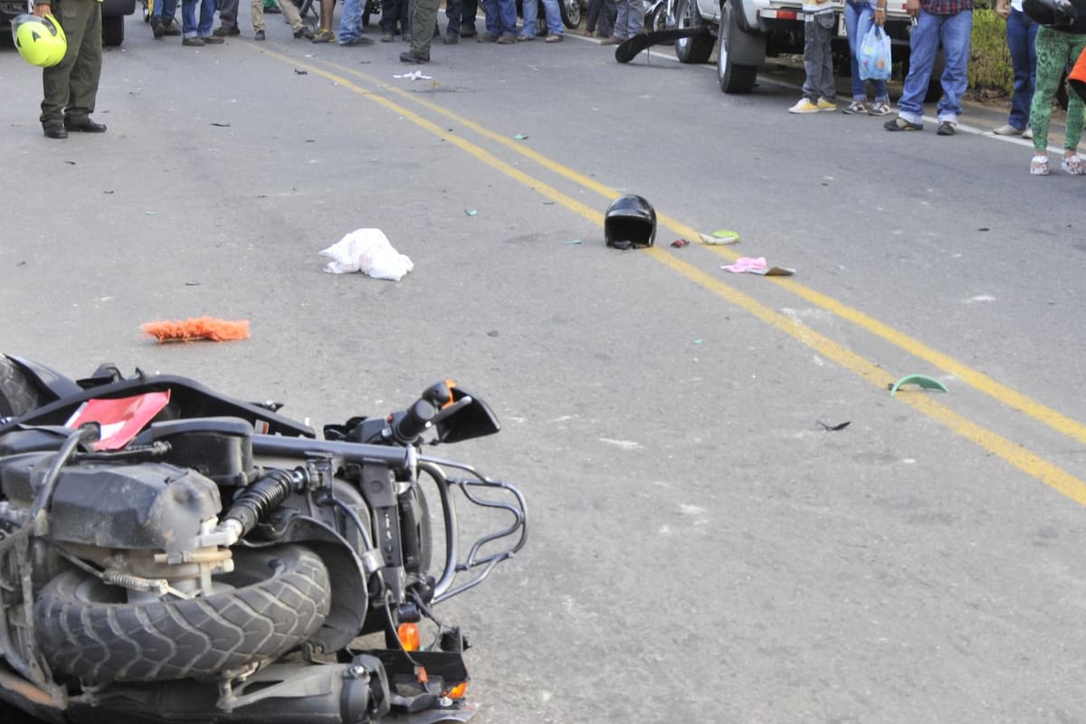 Armando Devoz, el hincha del Real Cartagena que chocó su moto y murió: iba con 2 amigos