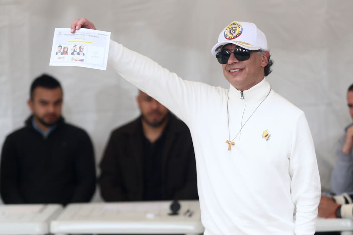 Petro habla de “muchas irregularidades” en elección colombiana
