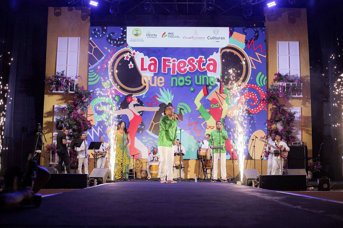 El grupo Son Cartagena puso a los asistentes a corear éxitos como 'El buscapié'. //Foto: Cortesía.