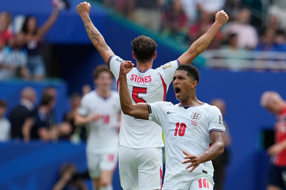 El inglés Jude Bellingham (10) apareció en el momento indicado para igualar el partido contra Noruega por cuartos de final del Mundial. //Foto, AP: George Walker IV