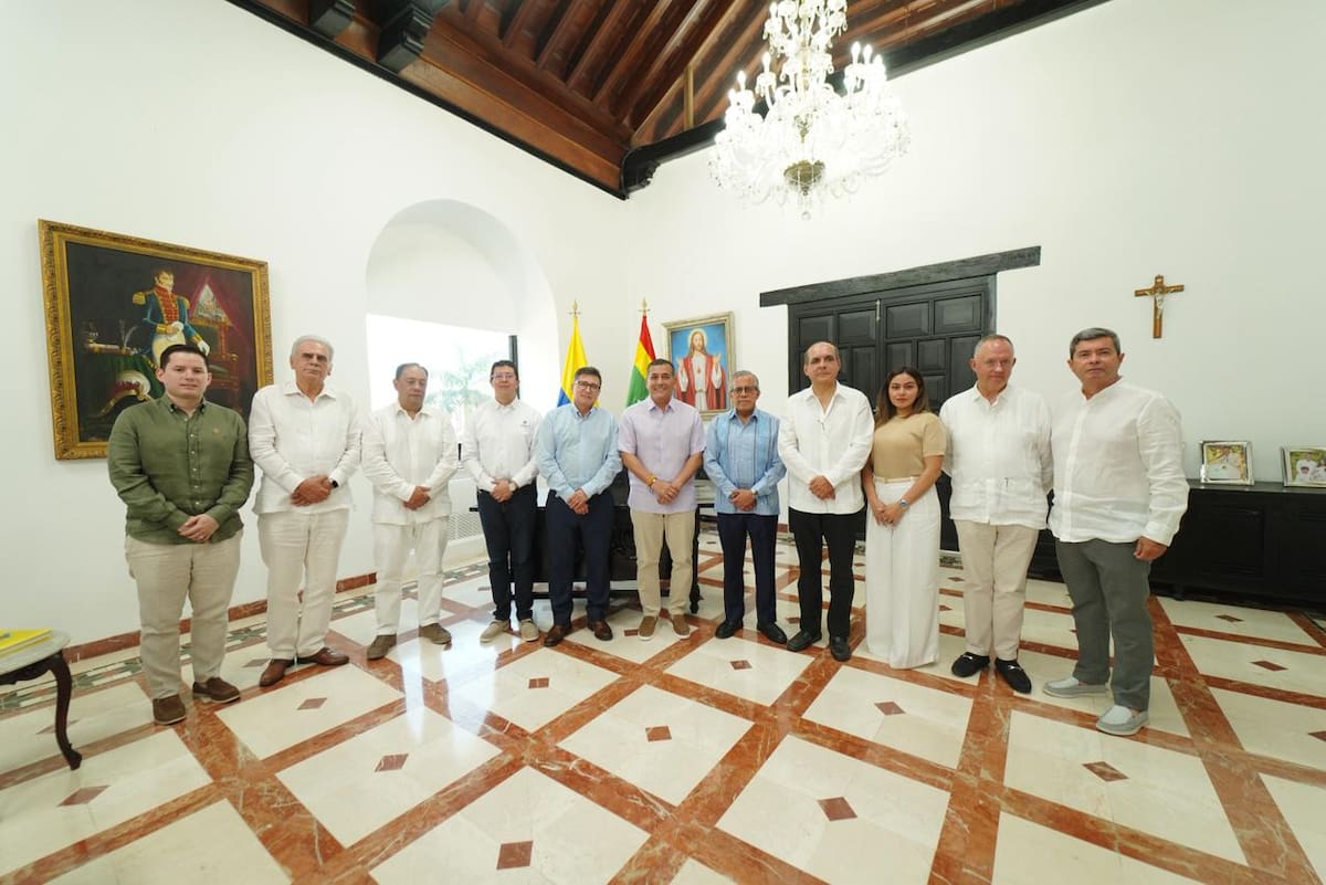 El alcalde Dumek Turbay y la Unión Internacional del Notariado (UINL), confirmaron que Cartagena será sede del 32° Congreso Internacional del Notariado en 2028. // Foto: Cortesía - Alcaldía de Cartagena.
