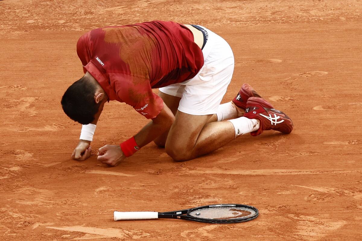 ¡Atención! Djokovic se retira de Roland Garros por lesión en la rodilla derecha