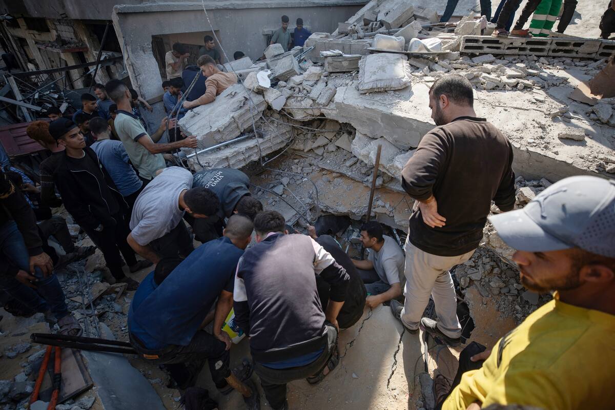 Asesinan a otro periodista en Gaza y el saldo sigue en aumento. // EFE/VANGUARDIA.