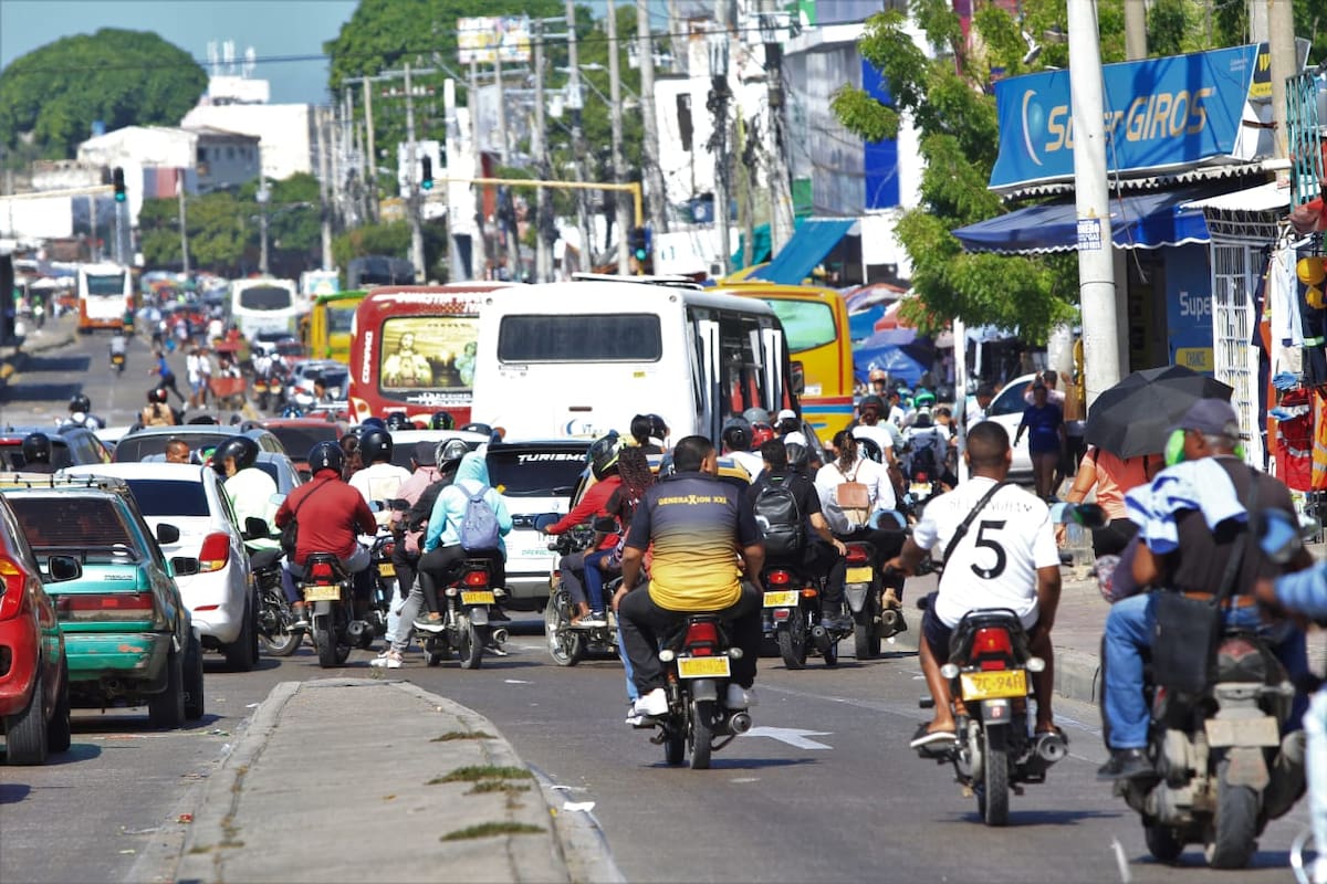 Pico y placa vuelve a su horario habitual, pero aplica en toda la ciudad