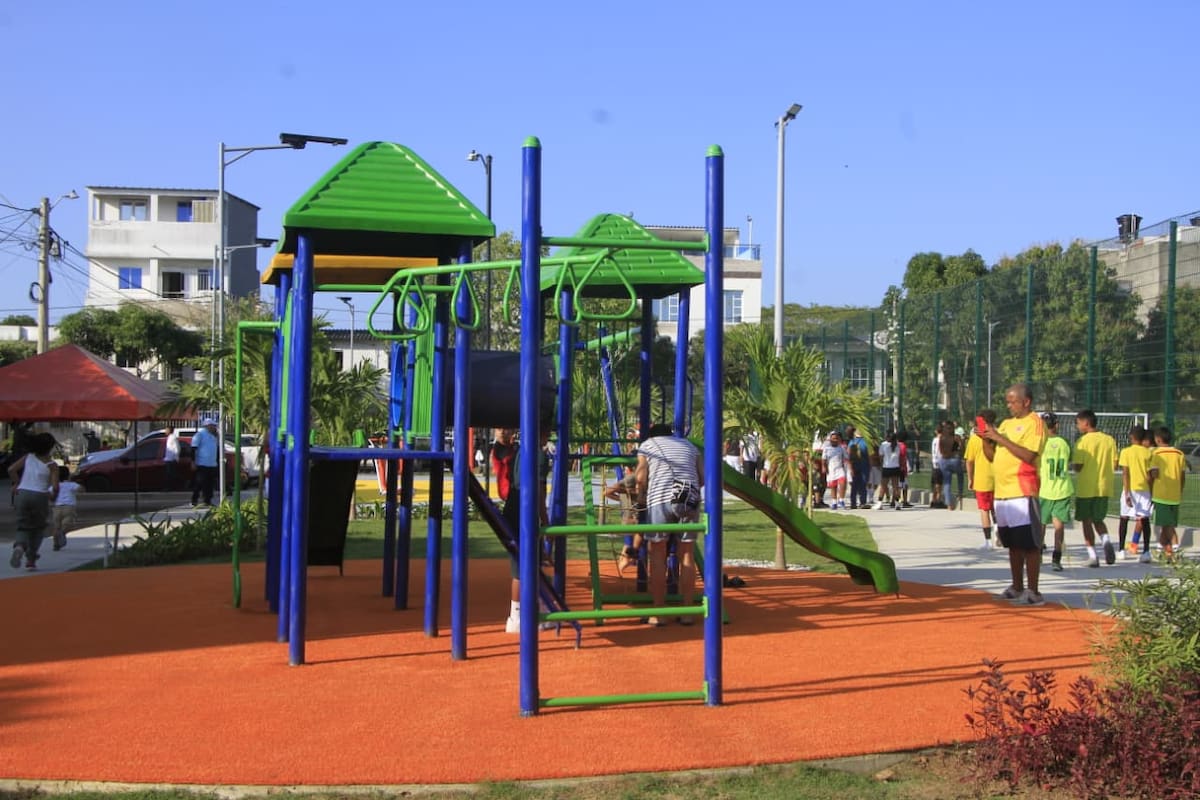 Nuevo escenario deportivo en Villas de la Candelaria. // Foto: Julio Castaño - El Universal.