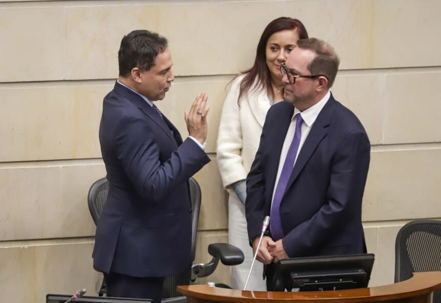 El uribista Honorio Henríquez presidirá Senado de Colombia el primer año legislativo