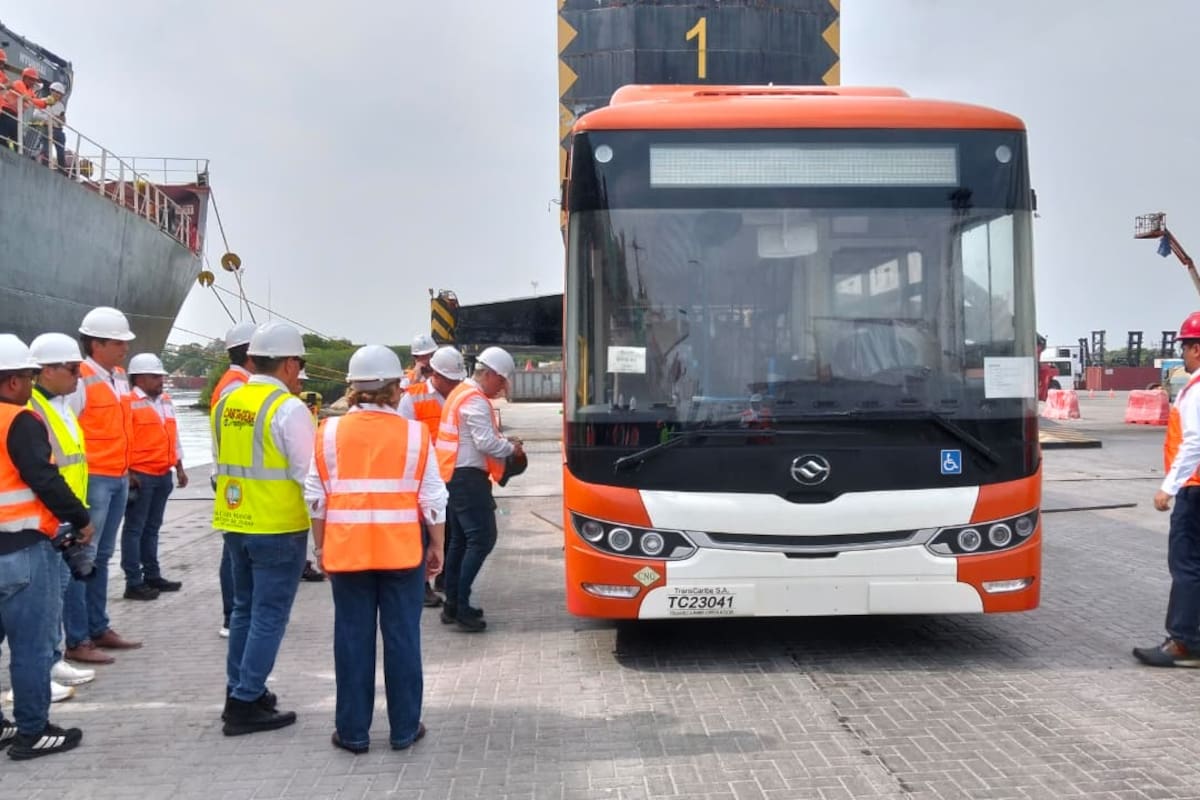 Fotos: así son los nuevos buses de Transcaribe con GPS, cámaras y puertos USB