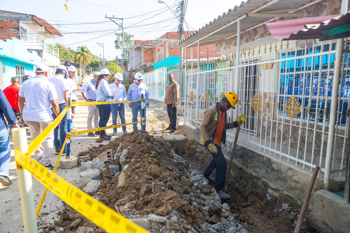 Ampliación de red de alcantarillado en Arroz Barato: obras en 50% de ejecución