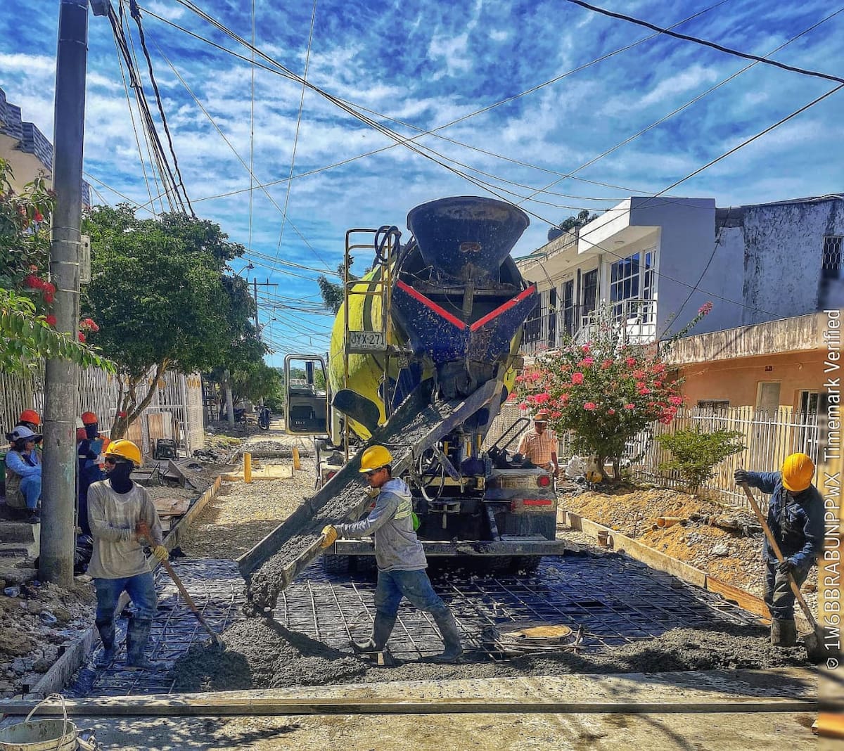 Obras de la Alcaldía de Cartagena en la calle San Luis de Escallón Villa. // Cortesía Alcaldía