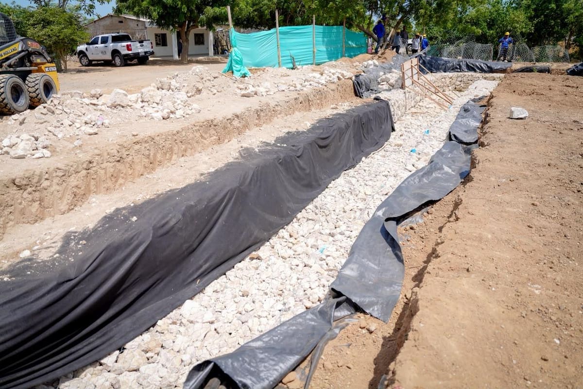 Obras del parador turístico de Lomita Arena. // Foto: cortesía - Gobernación de Bolívar