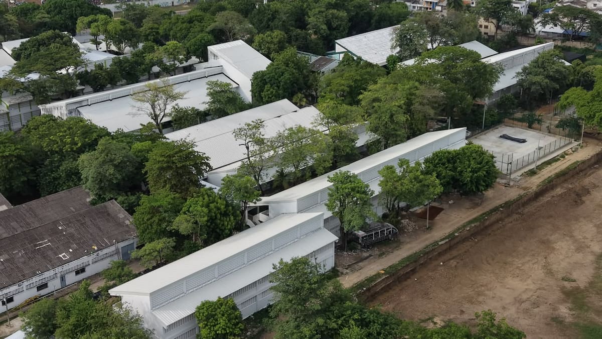 Obras en el colegio INEM en Cartagena. // Foto: cortesía - Alcaldía de Cartagena