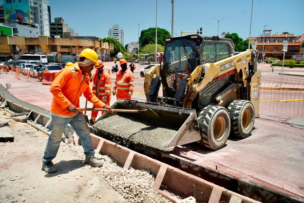 Obras del nuevo carril en Puerto Duro. // Foto: Cortesía - Alcaldía de Cartagena.