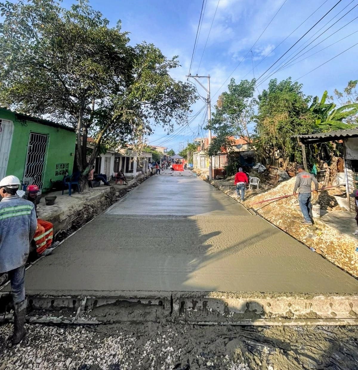 Esta obra vial en la Carrera 60A en el barrio Olaya Herrera tiene un avance de 45 %. // Foto: Cortesía - Secretaría de Infraestructura.