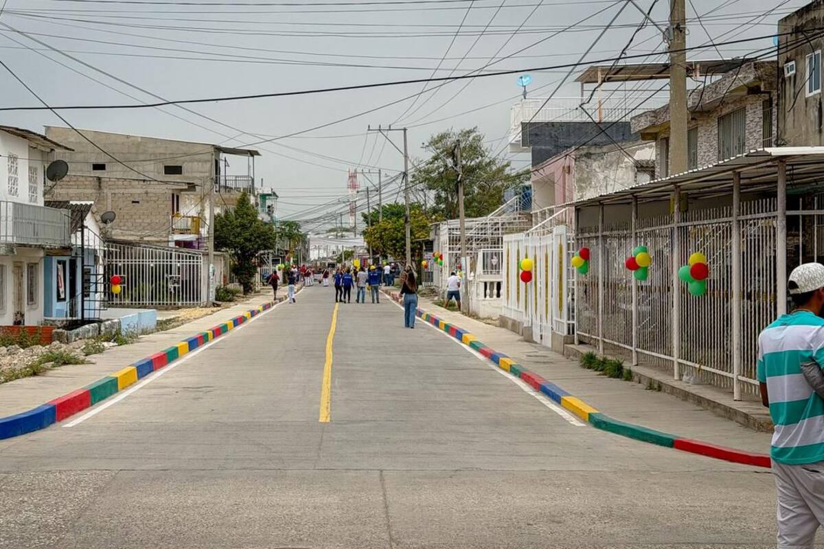 Gobernación de Bolívar entregó nueva vía pavimentada en Olaya Herrera
