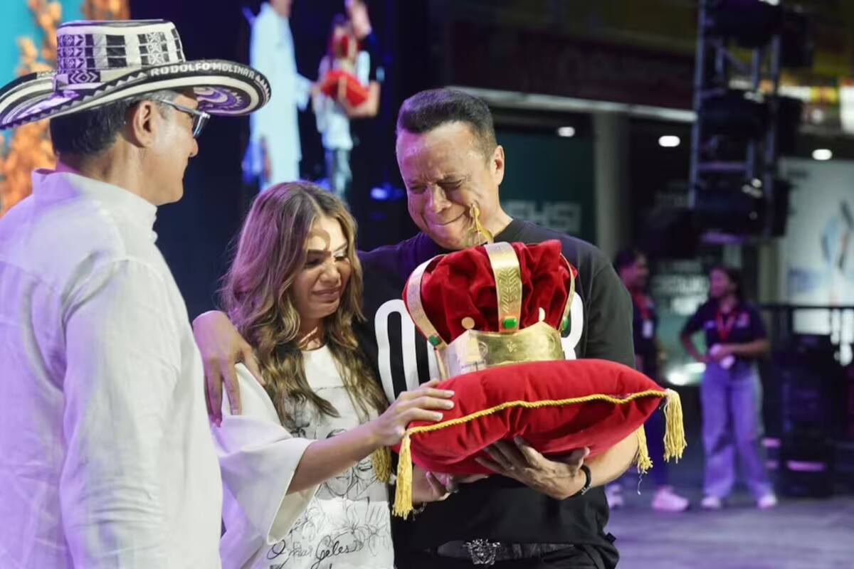Valledupar honra a Omar Geles en la apertura del Festival de la Leyenda Vallenata 2025. //Foto: Instagram @fesvallenato