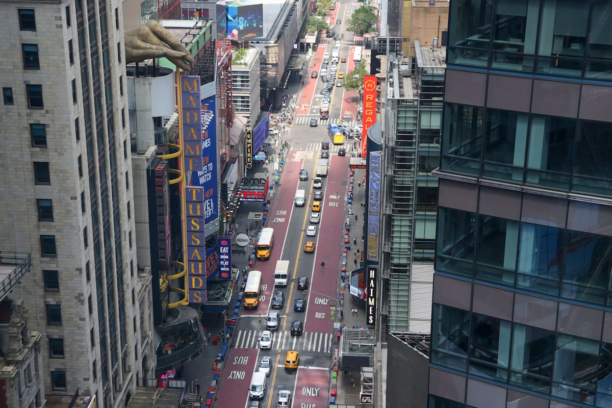 Ataque en Times Square deja dos muertos: esto se sabe de la agresión con cuchillo