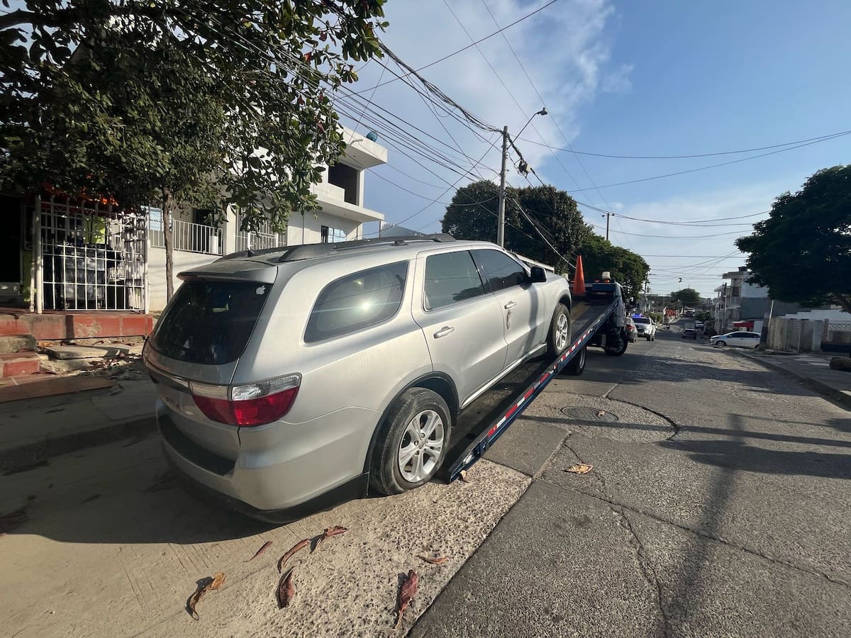 El mal parqueo también conlleva a la imposición de multas. // Cortesía