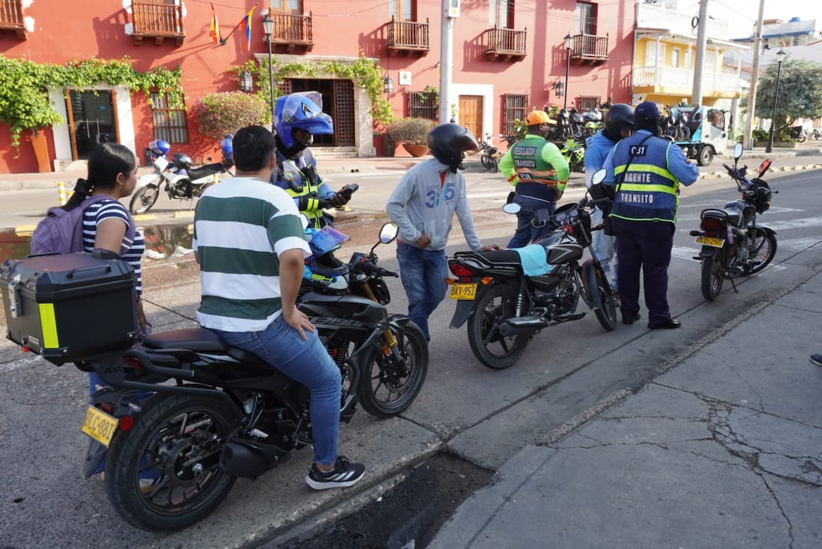 Operativo de control. // DATT