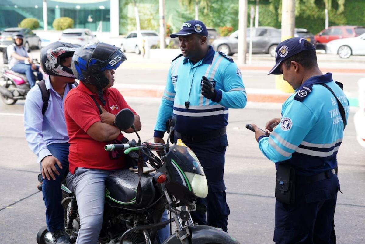 La Alcaldía de Barranquilla que 235 orientadores de movilidad y 68 agentes de tránsito vigilarán la movilidad de la ciudad en el plan éxodo y retorno durante Semana Santa.//Cortesía Alcaldía de Barranquilla.
