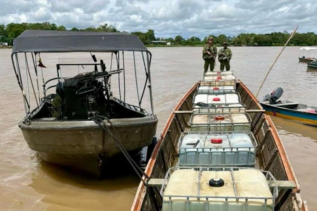Armada incautó combustible y cemento que serían destinados a actividades ilegales