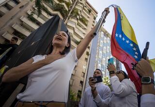 María Corina Machado pide a empresarios colombianos defender la democracia