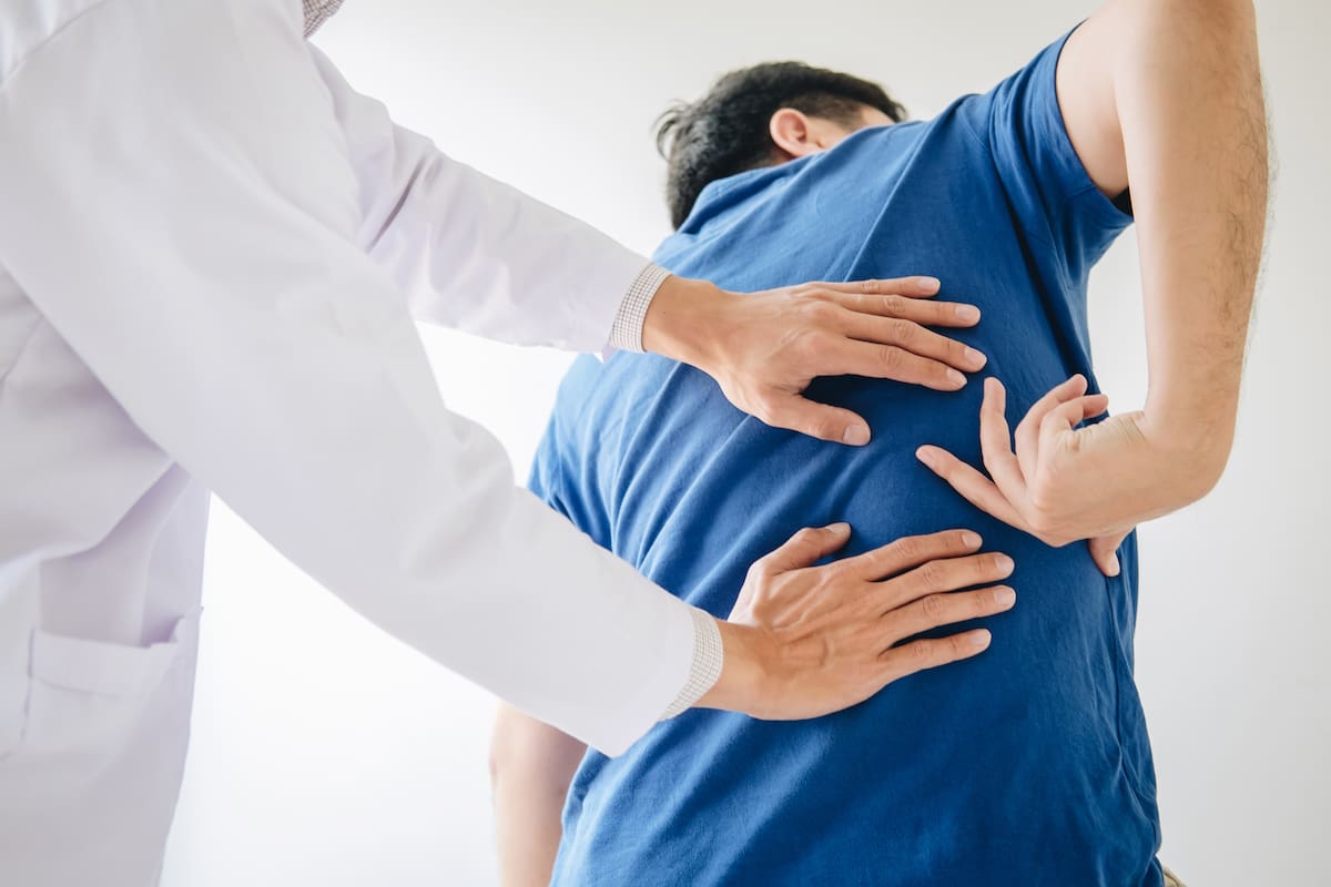 Entre los deportistas, la reina de las terapias alternativas sigue siendo la osteopatía. //Foto: 123RF