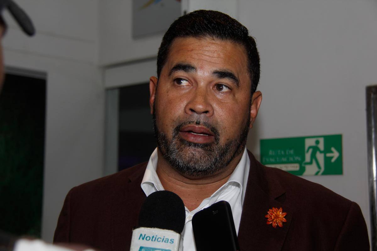 Ozzie Guillén asegura que "no es justo que Alex Cora sea culpado de todo en el robo de señas”