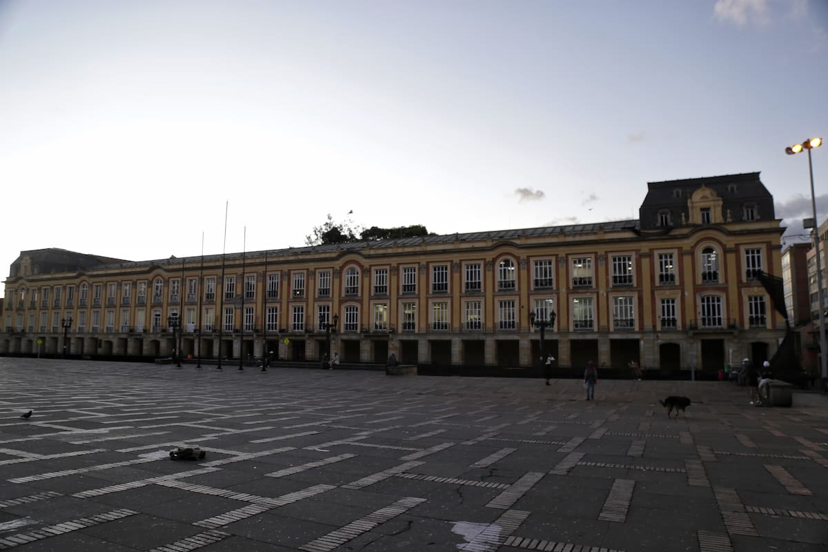 Regreso del porte legal de armas divide opiniones en Colombia