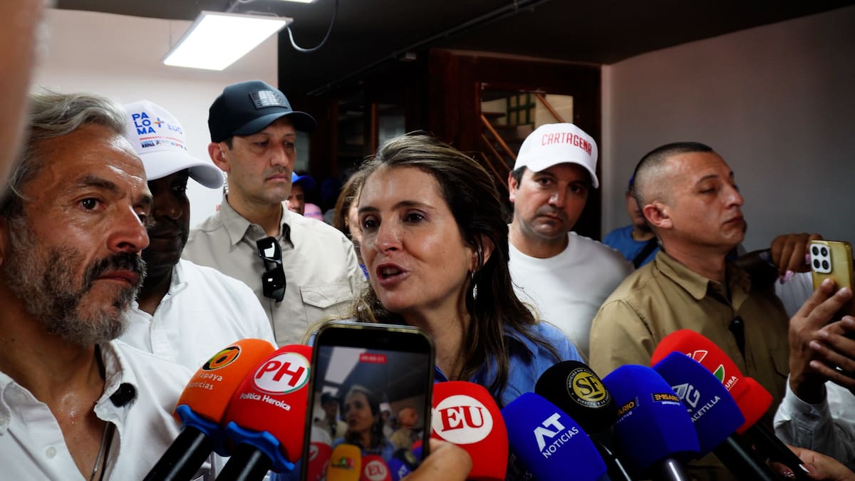 La candidata presidencial, Paloma Valencia, presentó una serie de propuestas en materia de seguridad, economía, salud y desarrollo social, en la inauguración de la sede de su campaña en Cartagena. // Foto: Diego Fierro.