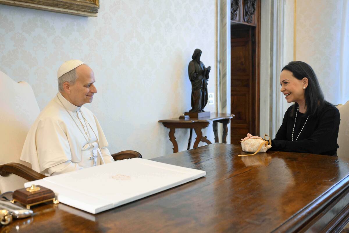Papa León XIV recibe en el Vaticano a María Corina Machado. // Foto: AP.