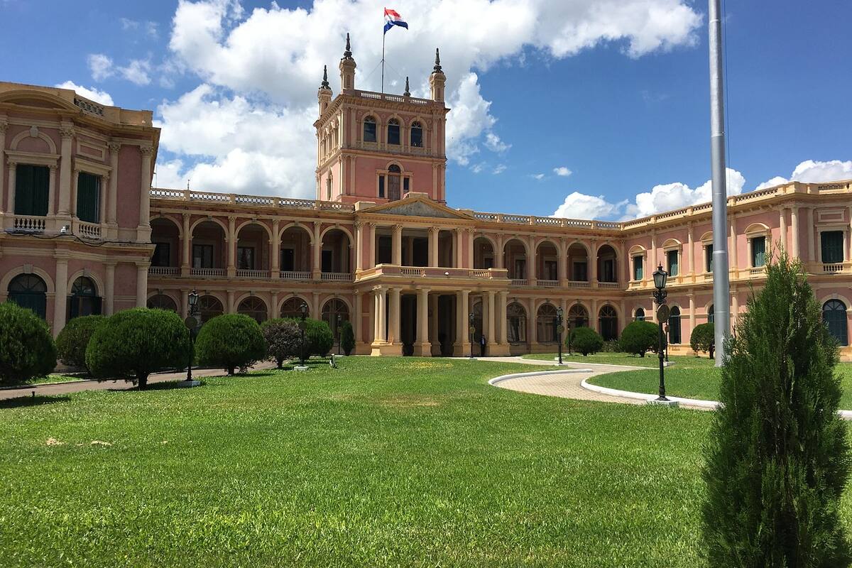 Al igual que Bolivia, Paraguay no tiene mar pero sí tiene destinos que enamoran