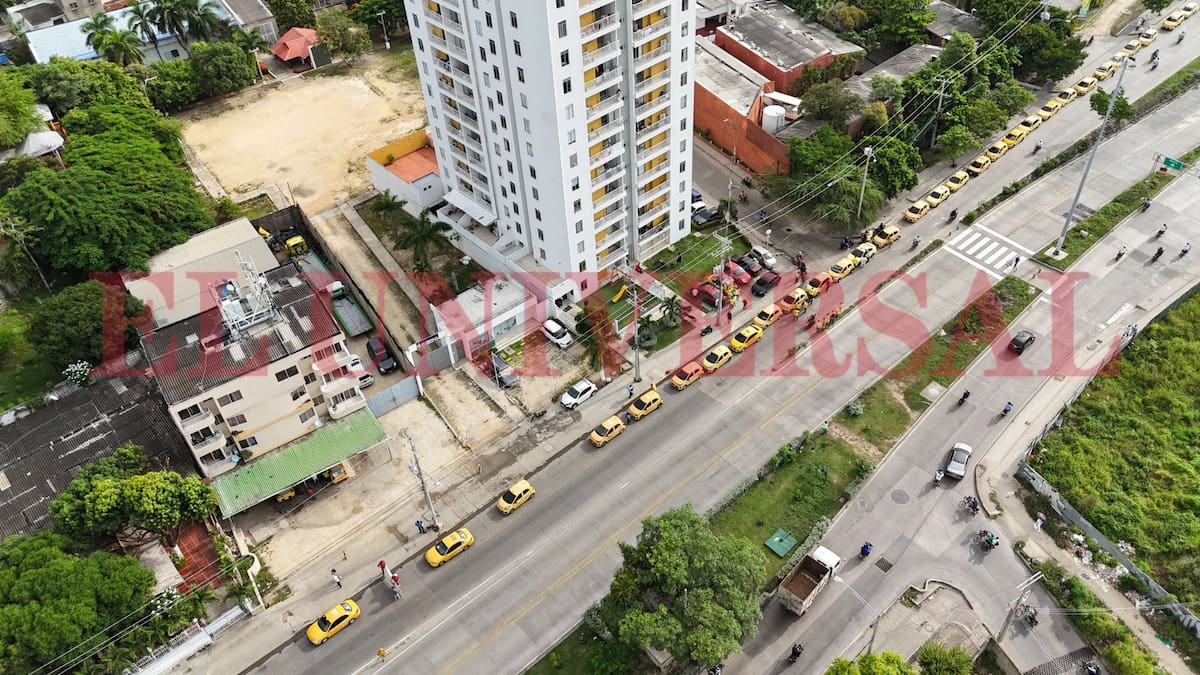 paro de taxistas en Cartagena. // Diego Rosales- EU