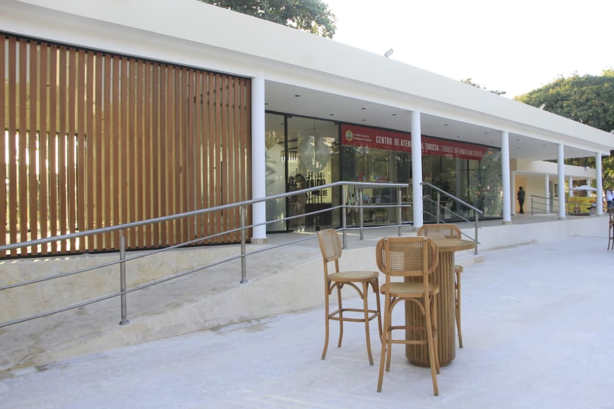 Nueva estructura del Parque Centenario, tras su reapertura. // Foto: Julio Castaño.
