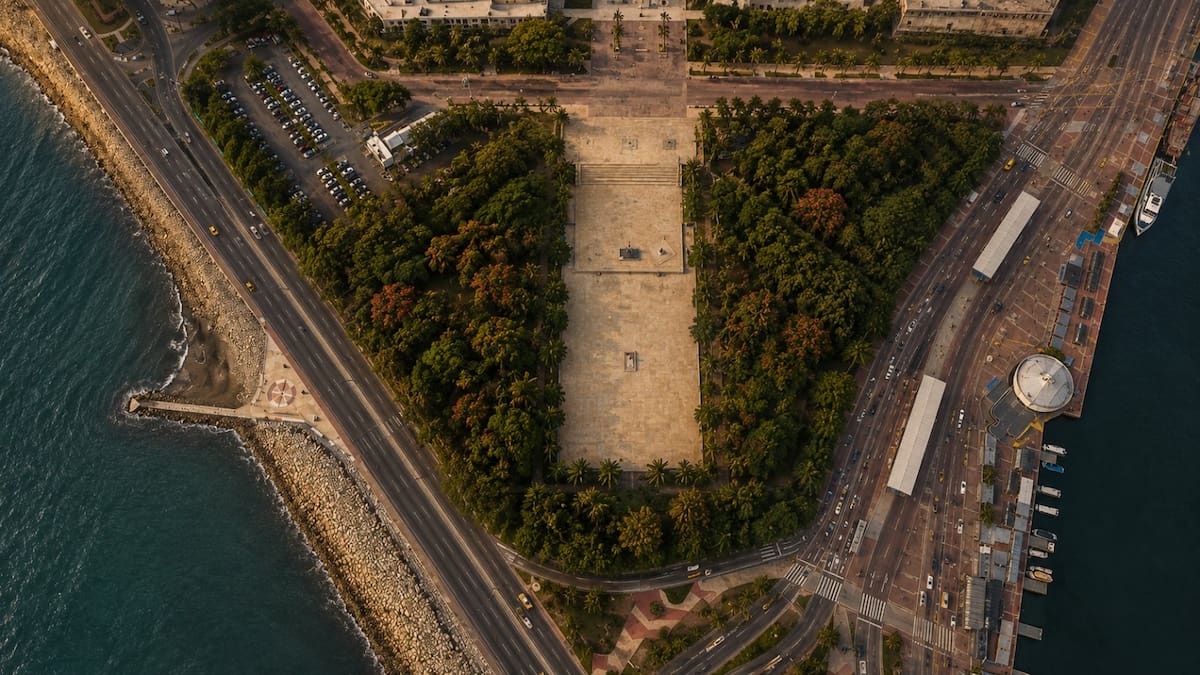 Así lucirá el Parque de La Marina con la apuesta de la Alcaldía de Cartagena de recuperar este espacio histórico de la ciudad. // Foto: Cortesía - Alcaldía de Cartagena.