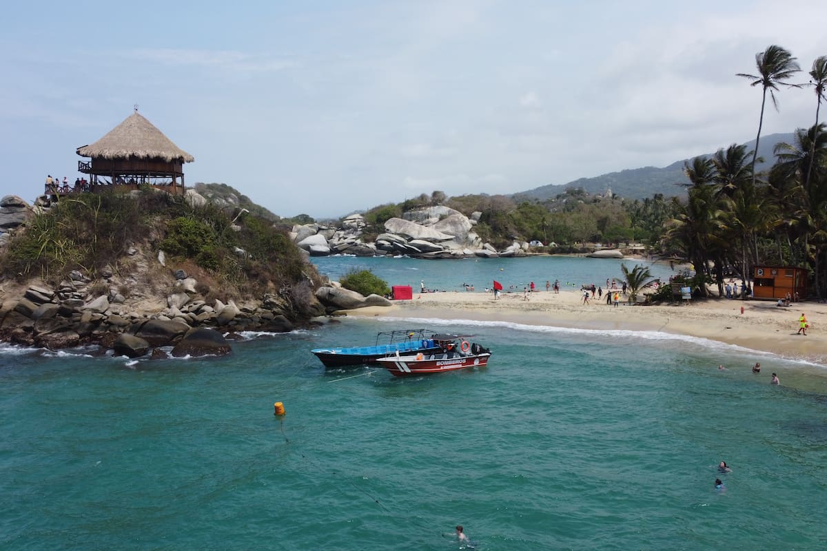 Paro Armado en Magdalena: ¿cómo opera el turismo en el Tayrona y la Sierra Nevada?