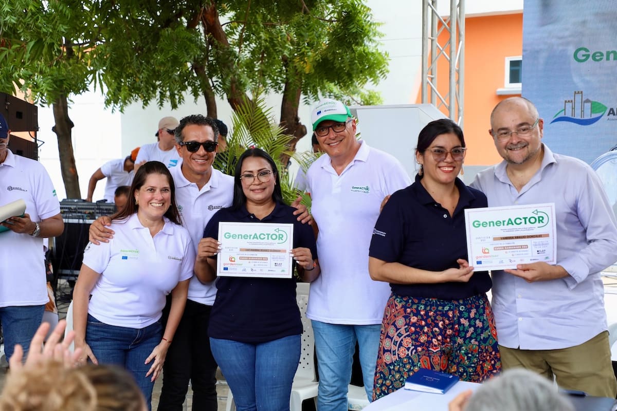 Miembros de la Unión Europea y de la Alcaldía de Barranquilla inauguraron el parque productivo – huertas comunitarias Las Gardenias.