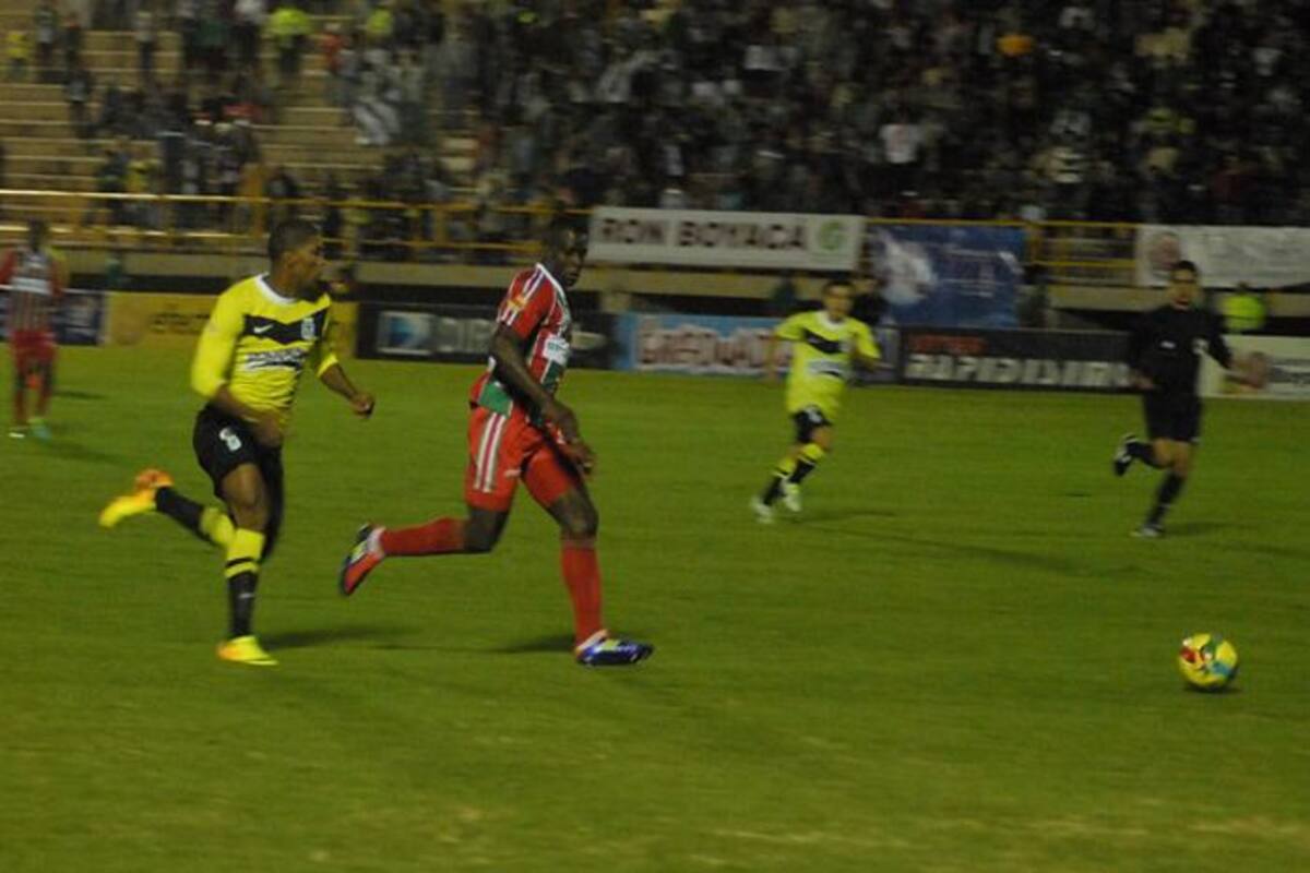 Patriotas le quitó el invicto a Nacional y se metió entre los 8