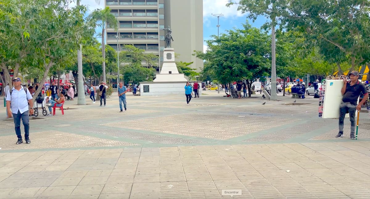 Así estaba el Centro de Barranquilla antes de iniciar la campaña de limpieza por parte de la Alcaldía Distrital.//Cortesía.