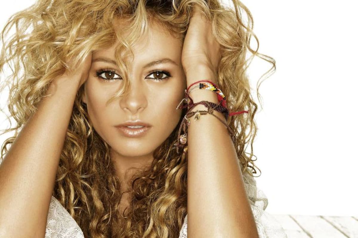 ¿Por qué acusan a Paulina Rubio de someter a su hijo a una “tortura”?