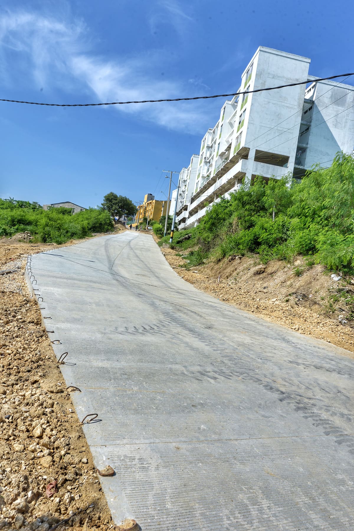 Continúan las obras de pavimentación de calle 29 en Zaragocilla. // Cortesía.
