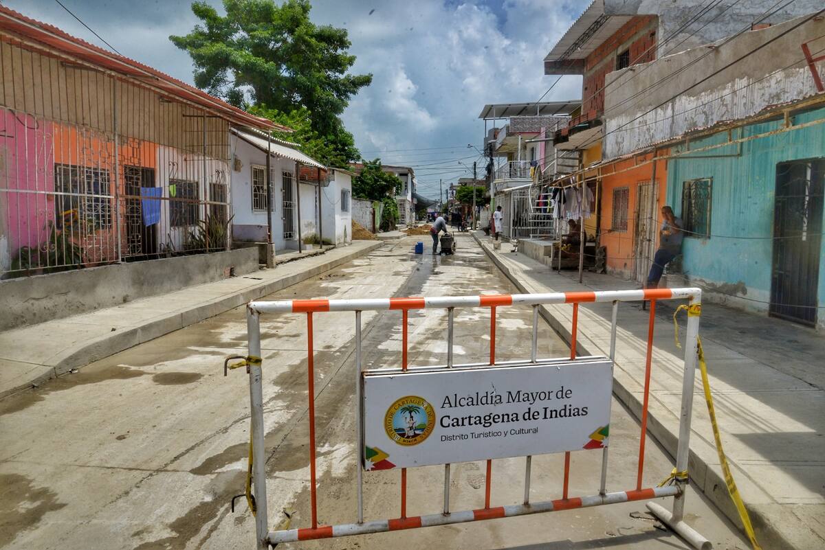 Pavimentación de dos importantes vías en El Pozón.//Cortesía